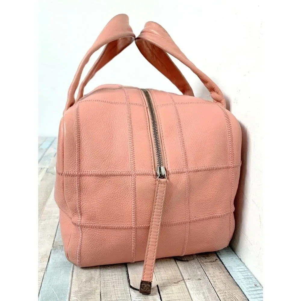 AUTHENTIC CHANEL CAVIAR PINK STITCH LEATHER MEDIUM ZIP TOP SQUARE PURSE HANDBAG